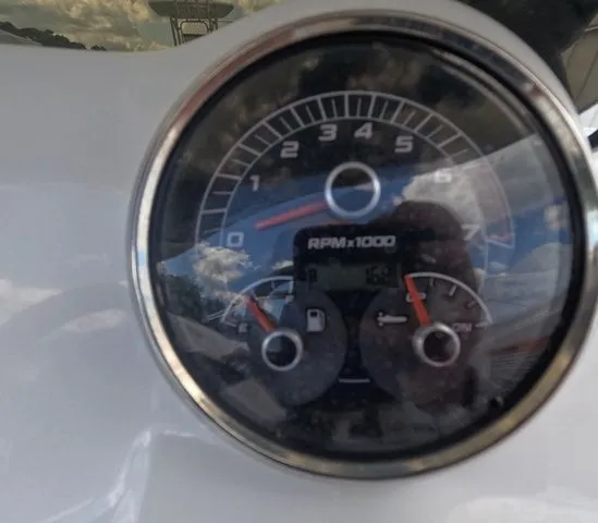 Slide: The Image of Hurricane SunDeck Sport 185 OB 2022 - 13