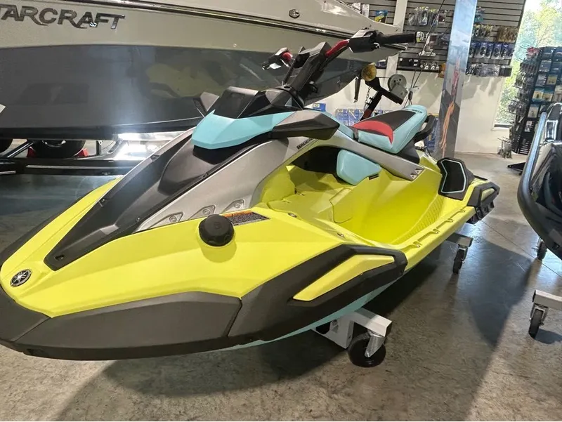 Slide: The Image of Yamaha WaveRunner JetBlaster PRO 3-Up 2025 - 7