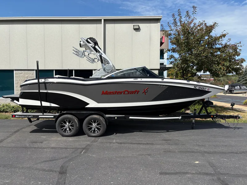 The Image of MasterCraft X23 2016 - 1