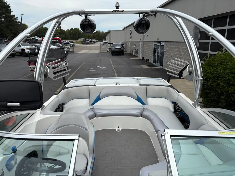 Slide: The Image of MB Sports B52 WIDEBODY 2012 - 19