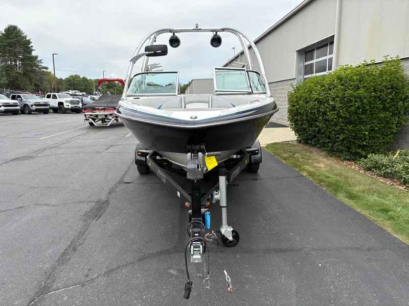 Slide: The Image of MB Sports B52 WIDEBODY 2012 - 4