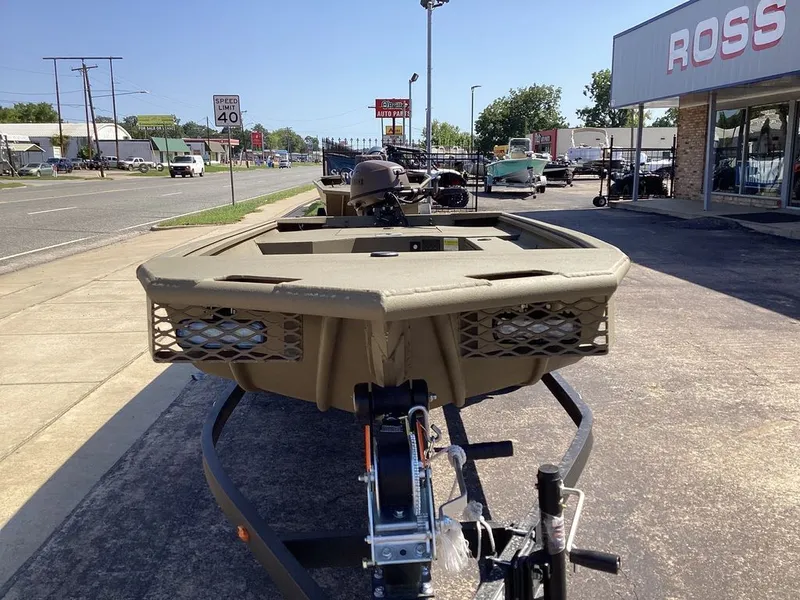 Slide: The Image of G3 Gator Tough 15 DK 2026 - 13