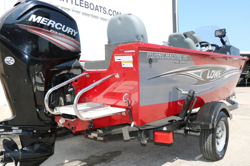 Slide: The Image of Lowe Fishing Machine 165 Pro SC 2016 - 10