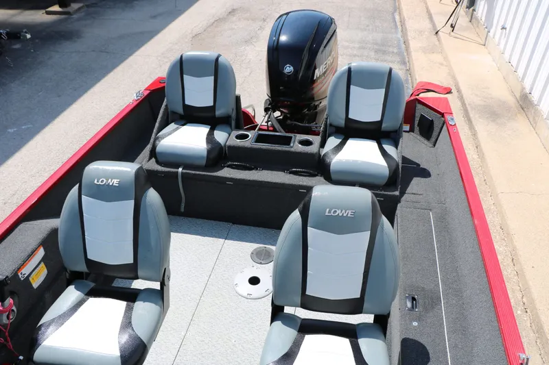 Slide: The Image of Lowe Fishing Machine 165 Pro SC 2016 - 25