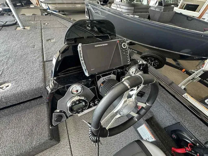 Slide: The Image of Lund 1875 Pro-V Bass XS 2026 - 7