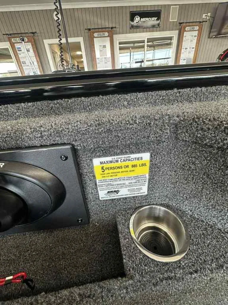 Slide: The Image of Lund 1875 Pro-V Bass XS 2026 - 8