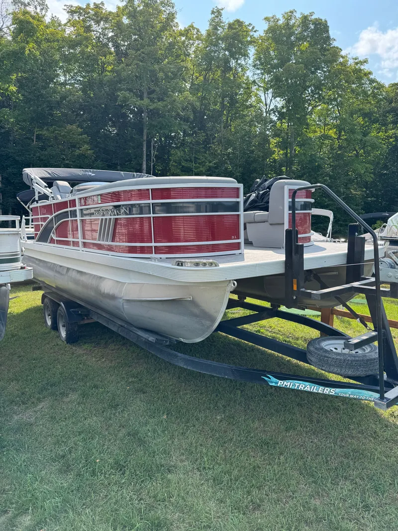 The Image of Bennington 21LSR 2021 - 1