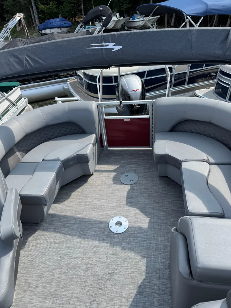 Slide: The Image of Bennington 21LSR 2021 - 10