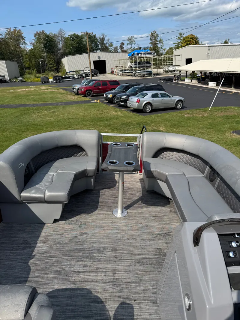 Slide: The Image of Bennington 21LSR 2021 - 6