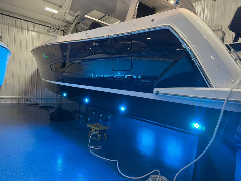 Slide: The Image of Regal 38 Surf Ultimate 2026 - 6