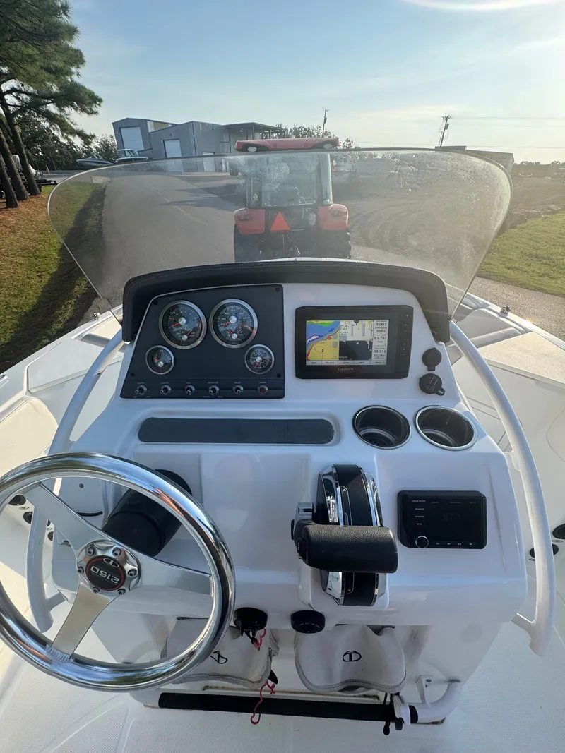 Slide: The Image of Tahoe 2150cc 2020 - 2