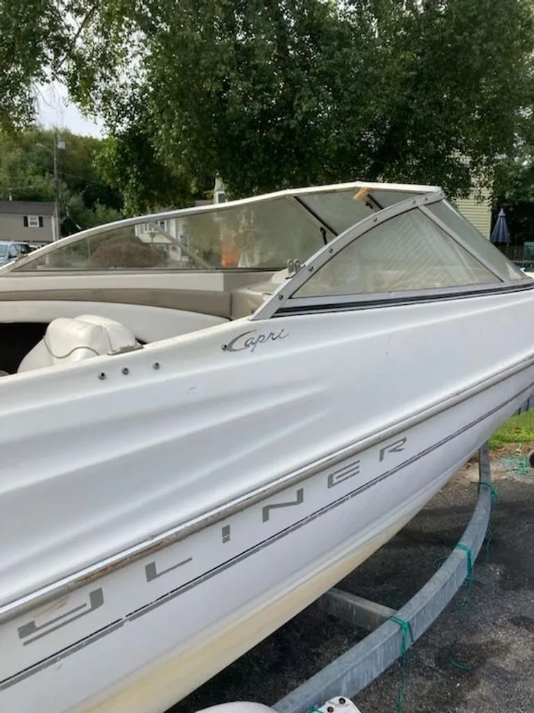 Slide: The Image of Bayliner 175 Capri 1999 - 0