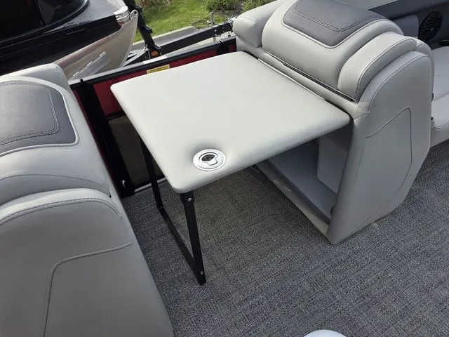 Slide: The Image of Barletta Cabrio C22U 2024 - 25