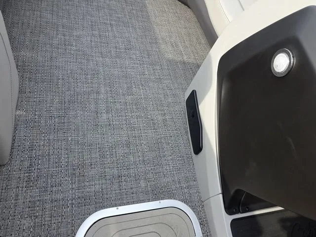 Slide: The Image of Barletta Cabrio C22U 2024 - 26