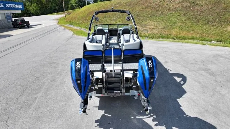 Slide: The Image of Premier 270 Supersport RF 2025 - 10