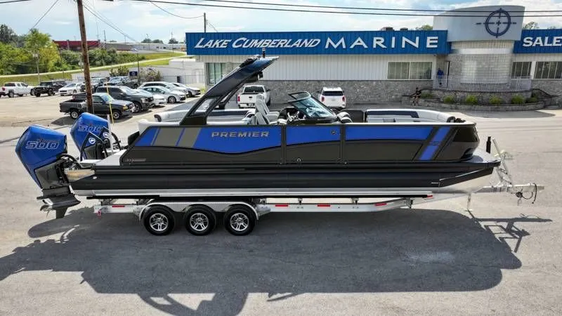 Slide: The Image of Premier 270 Supersport RF 2025 - 11