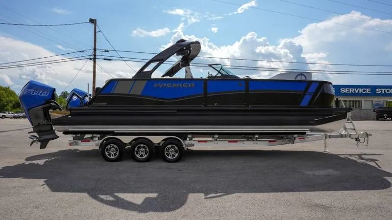 Slide: The Image of Premier 270 Supersport RF 2025 - 59