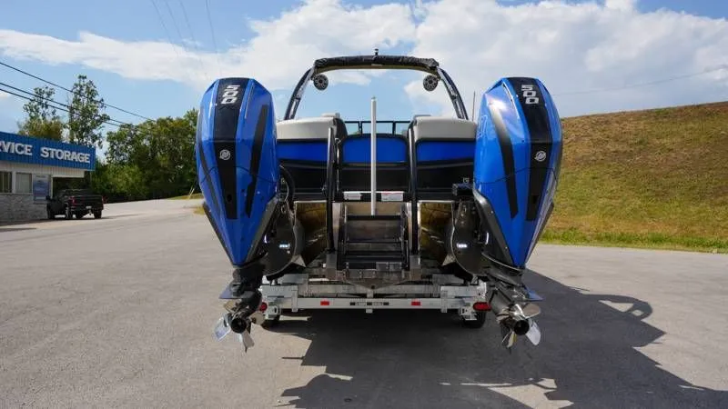 Slide: The Image of Premier 270 Supersport RF 2025 - 61