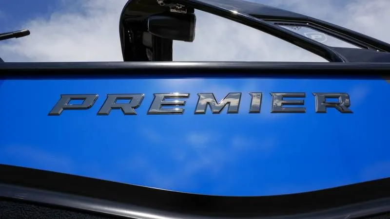 Slide: The Image of Premier 270 Supersport RF 2025 - 64