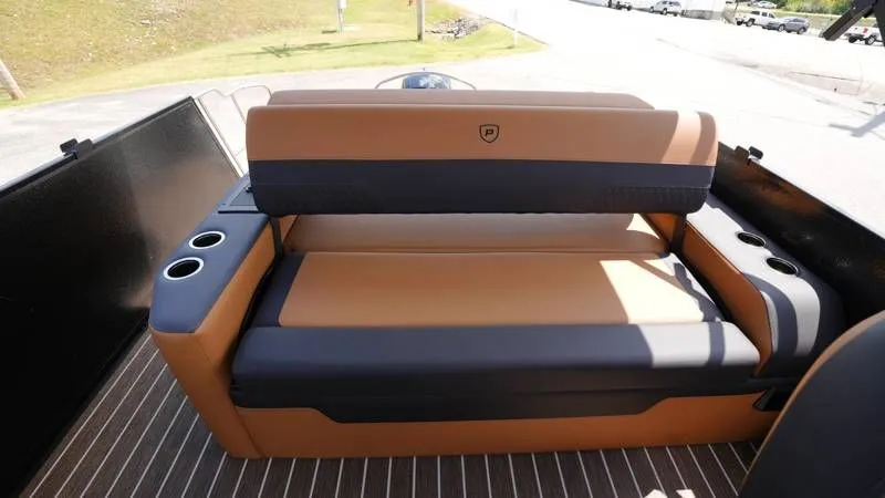 Slide: The Image of Premier 230 Sunsation RL-CL 2026 - 13