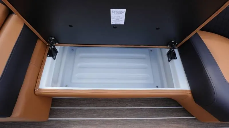 Slide: The Image of Premier 230 Sunsation RL-CL 2026 - 20