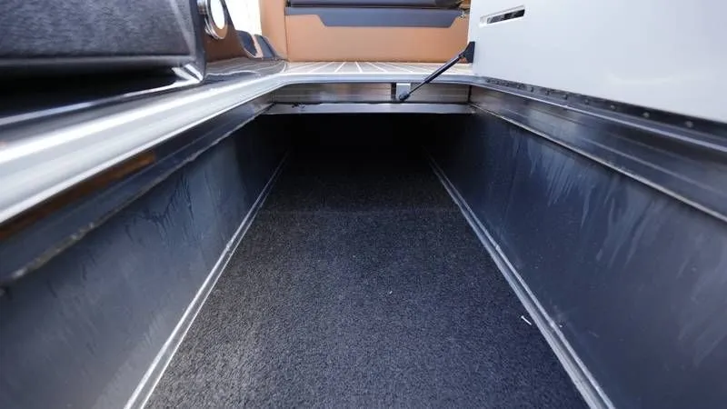 Slide: The Image of Premier 230 Sunsation RL-CL 2026 - 31