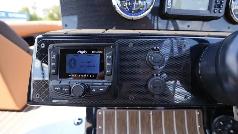 Slide: The Image of Premier 230 Sunsation RL-CL 2026 - 44