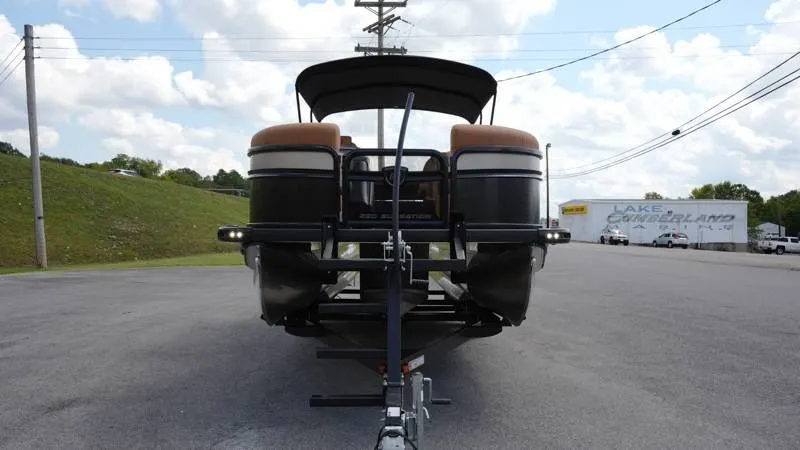 Slide: The Image of Premier 230 Sunsation RL-CL 2026 - 5