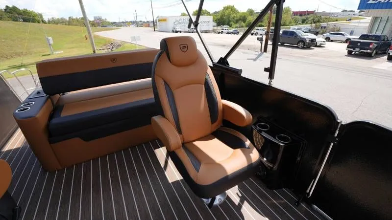 Slide: The Image of Premier 230 Sunsation RL-CL 2026 - 53