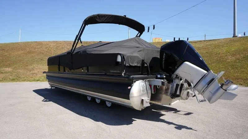 Slide: The Image of Premier 250 Solaris RS 2026 - 13