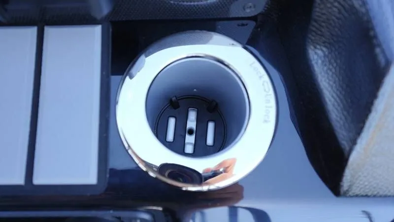 Slide: The Image of Premier 250 Solaris RS 2026 - 37