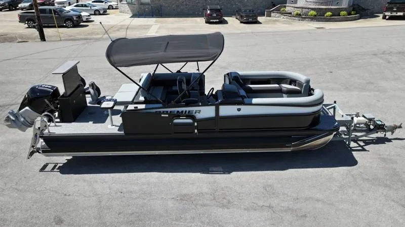 Slide: The Image of Premier 250 Solaris RS 2026 - 4