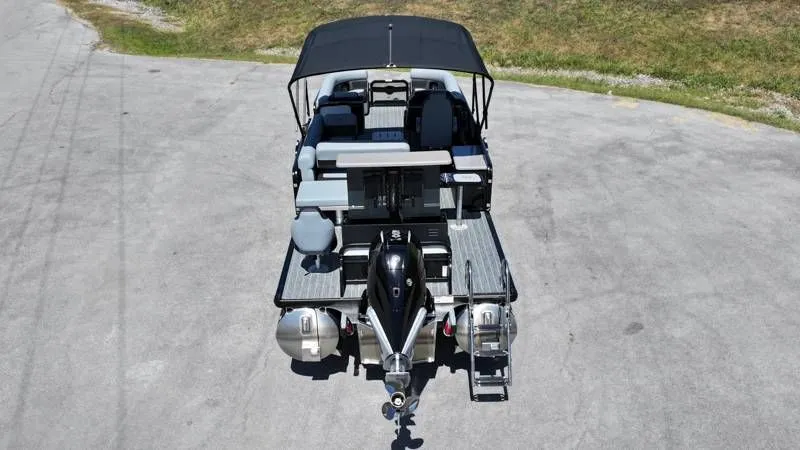 Slide: The Image of Premier 250 Solaris RS 2026 - 5