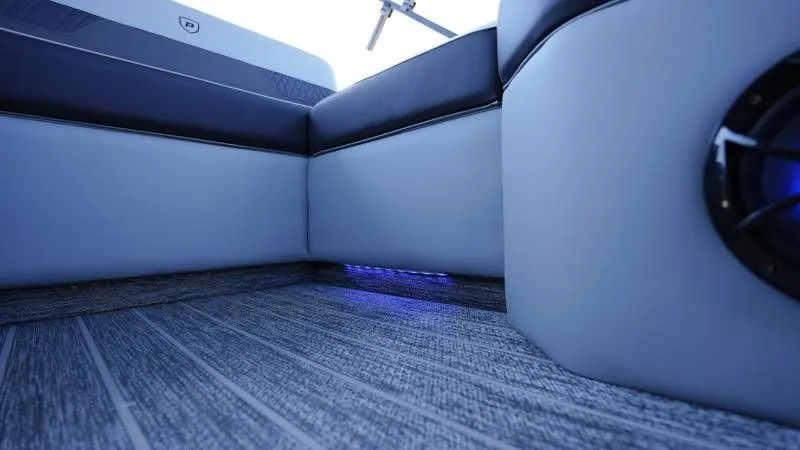 Slide: The Image of Premier 250 Solaris RS 2026 - 62