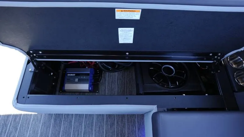 Slide: The Image of Premier 250 Solaris RS 2026 - 69