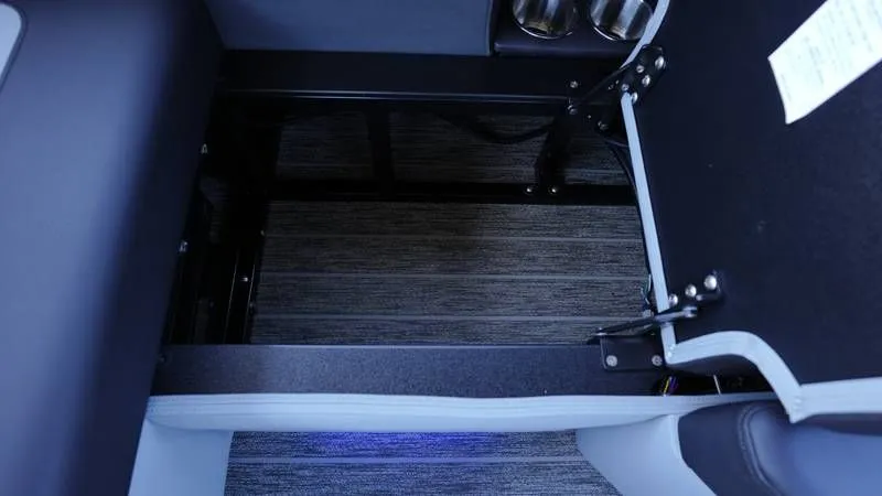 Slide: The Image of Premier 250 Solaris RS 2026 - 71