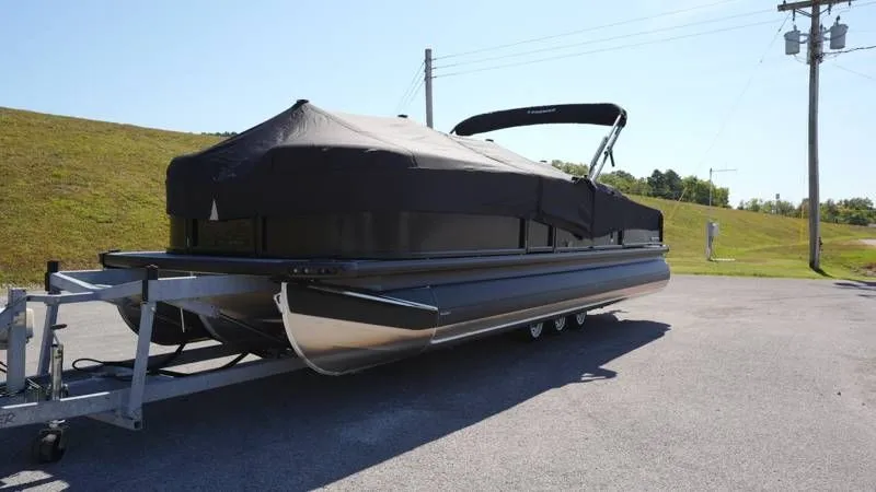 Slide: The Image of Premier 250 Solaris RS 2026 - 8