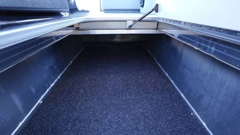 Slide: The Image of Premier 250 Solaris RS 2026 - 80