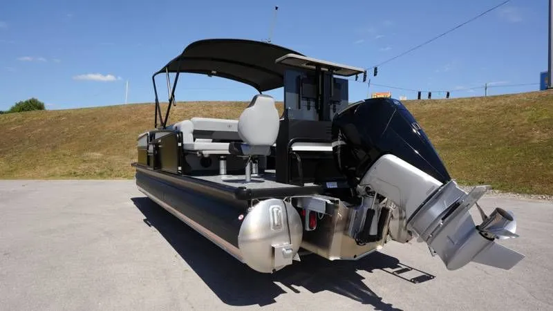 Slide: The Image of Premier 250 Solaris RS 2026 - 81