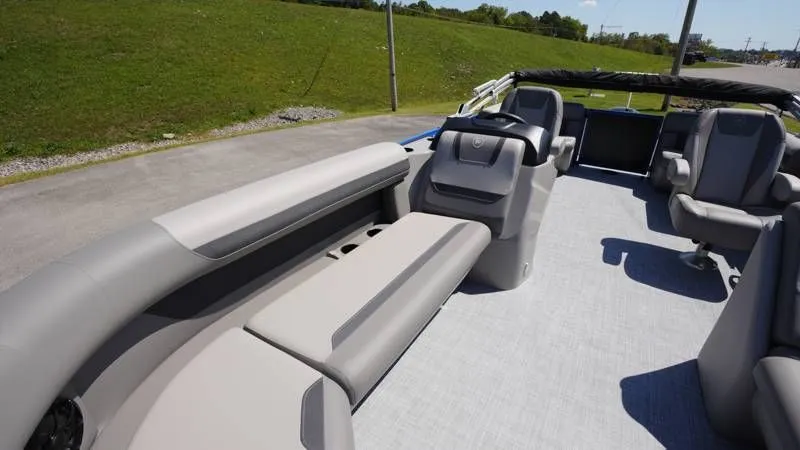 Slide: The Image of Premier 200 Sunscape RF-CL 2026 - 101