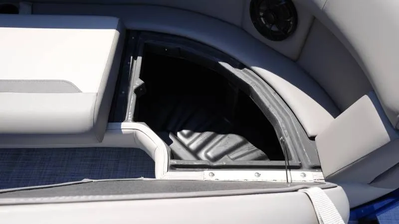 Slide: The Image of Premier 200 Sunscape RF-CL 2026 - 116