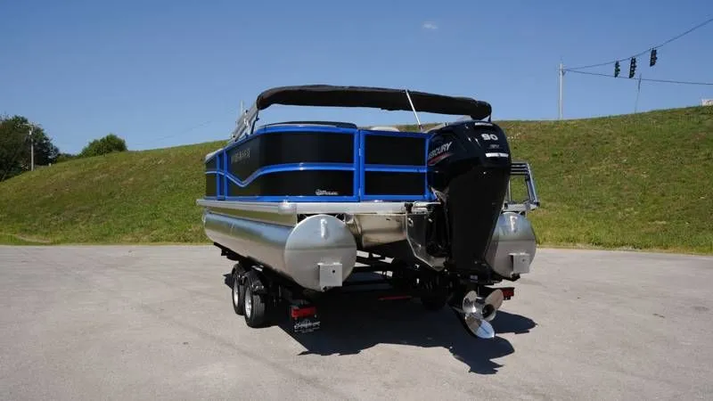 Slide: The Image of Premier 200 Sunscape RF-CL 2026 - 18