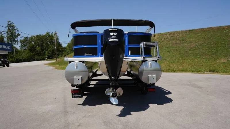 Slide: The Image of Premier 200 Sunscape RF-CL 2026 - 90