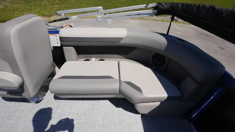 Slide: The Image of Premier 200 Sunscape RF-CL 2026 - 95