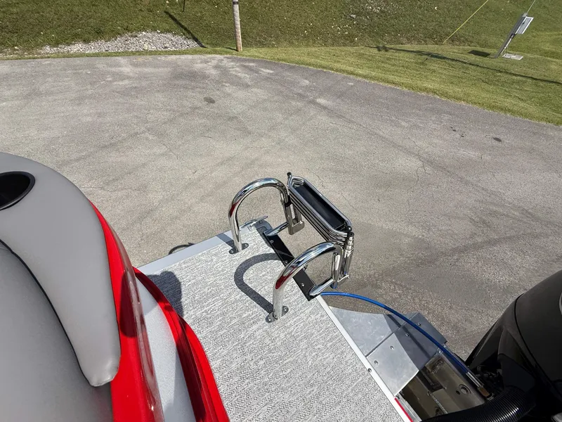 Slide: The Image of Premier 220 Sunscape RF 2026 - 110