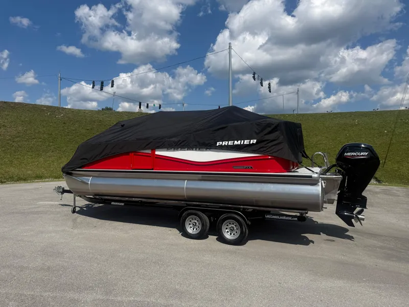 Slide: The Image of Premier 220 Sunscape RF 2026 - 130