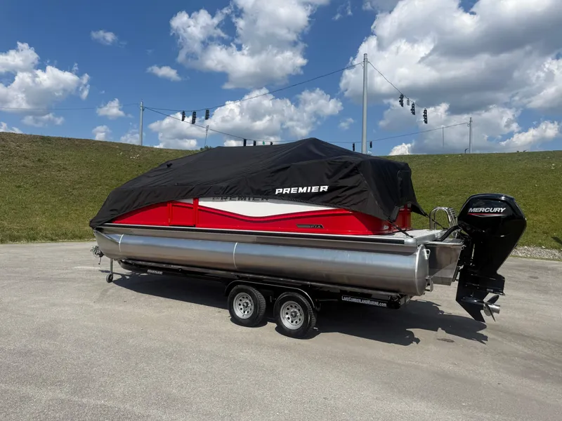 Slide: The Image of Premier 220 Sunscape RF 2026 - 135