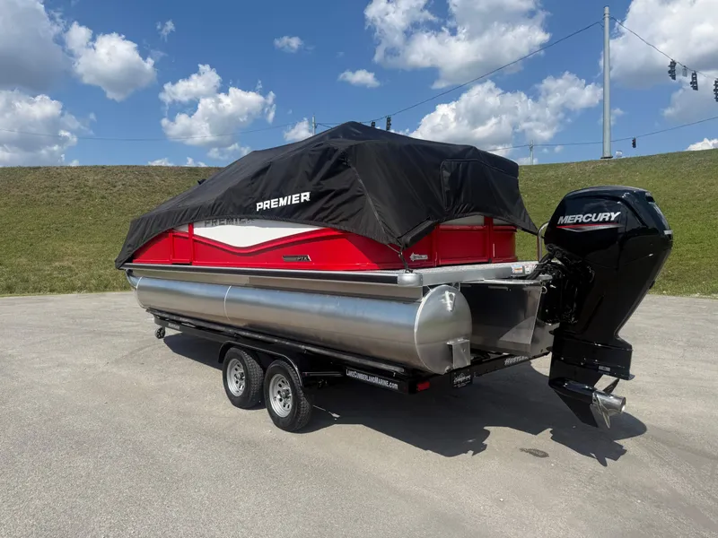 Slide: The Image of Premier 220 Sunscape RF 2026 - 137