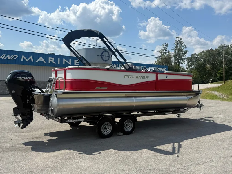 Slide: The Image of Premier 220 Sunscape RF 2026 - 17