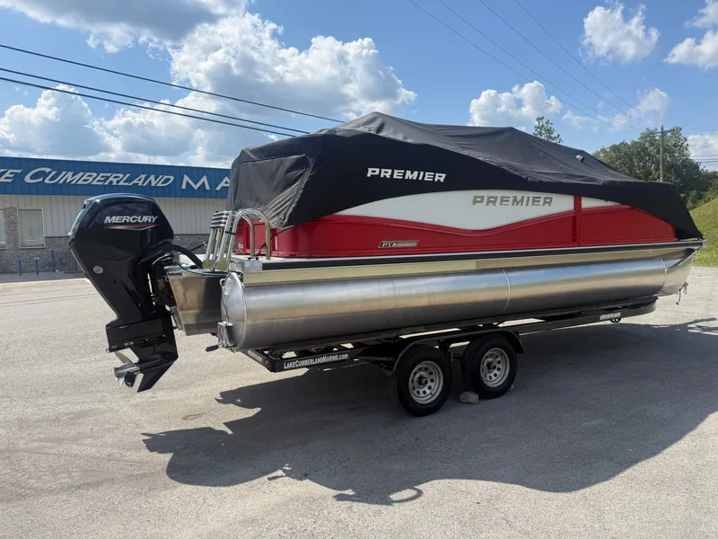 Slide: The Image of Premier 220 Sunscape RF 2026 - 56